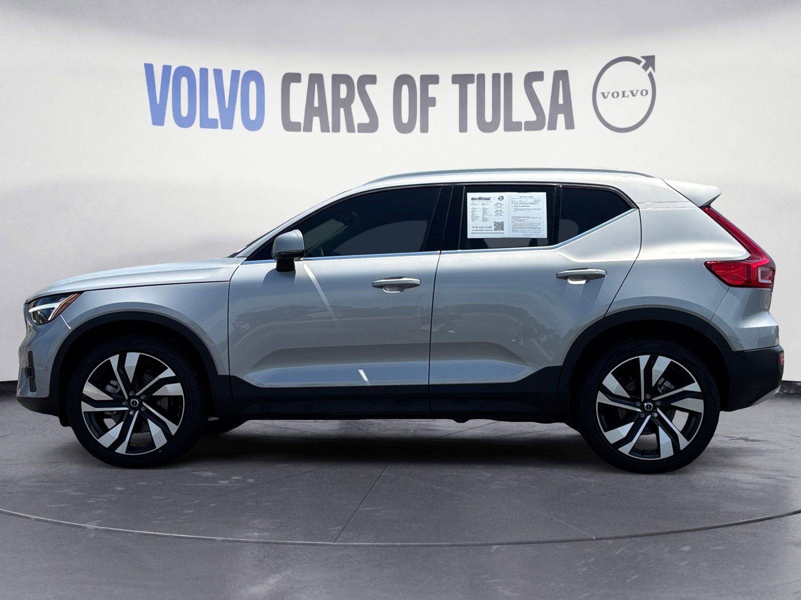 New 2025 Volvo XC40 B5 Plus w/ Protection Package Premier image 2