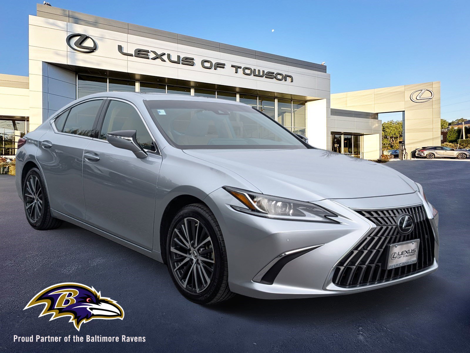 Certified 2024 Lexus ES 350 w/ Premium Package image 1