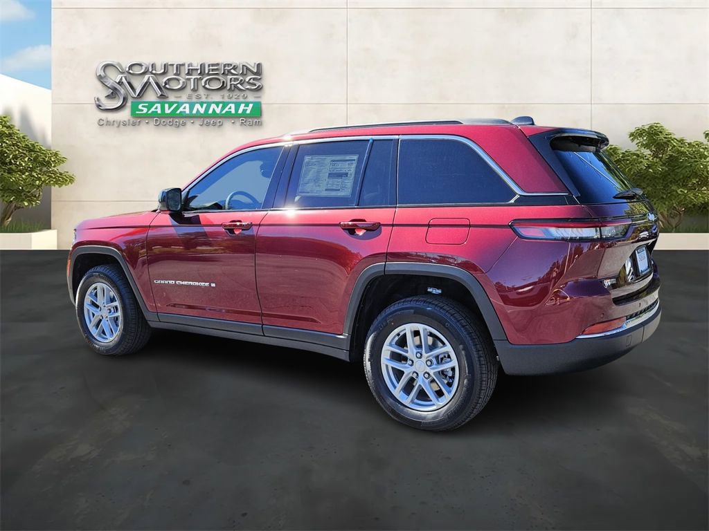 New 2025 Jeep Grand Cherokee Laredo X w/ Luxury Tech Group I image 3