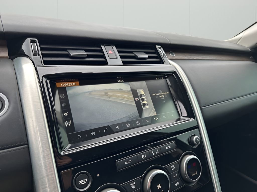 Used 2020 Land Rover Discovery HSE Luxury image 33