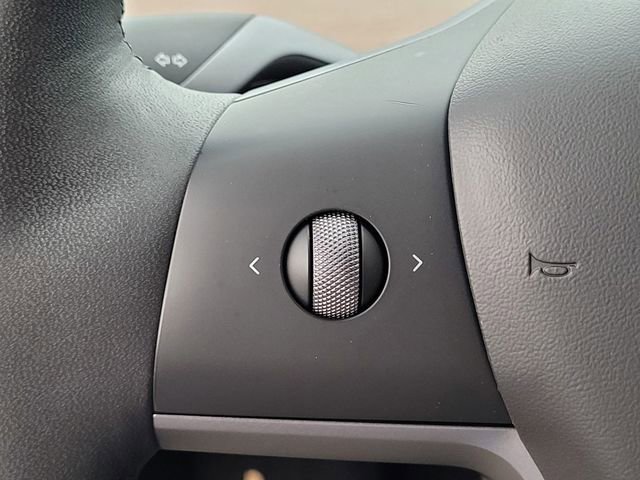 Used 2021 Tesla Model 3 Standard Range Plus image 24