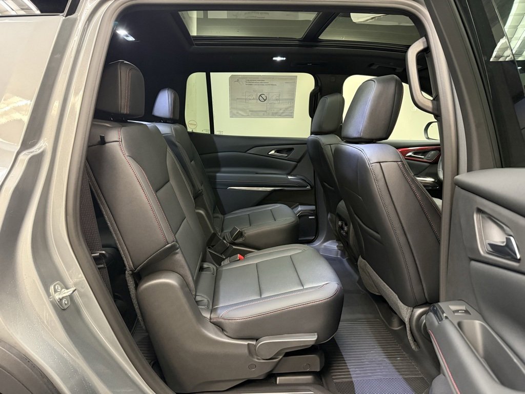 New 2026 Chevrolet Traverse Z71 w/ Enhanced Driving Package image 18