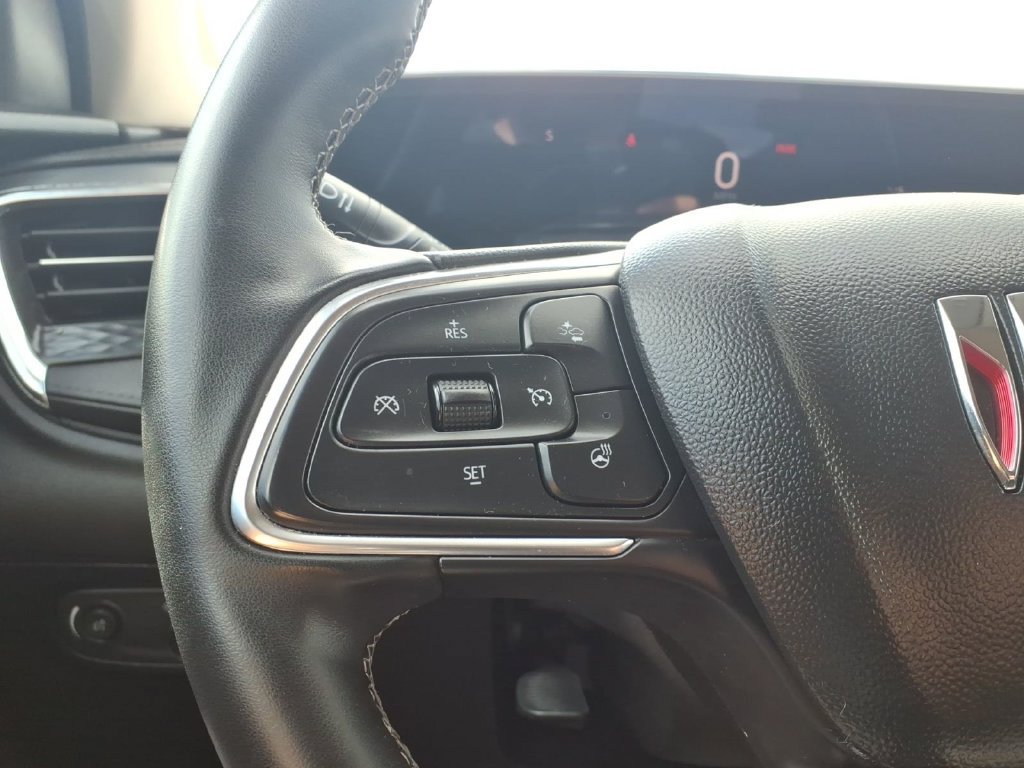 Used 2024 Buick Encore GX Avenir w/ Avenir Convenience Package AWD/4WD image 14