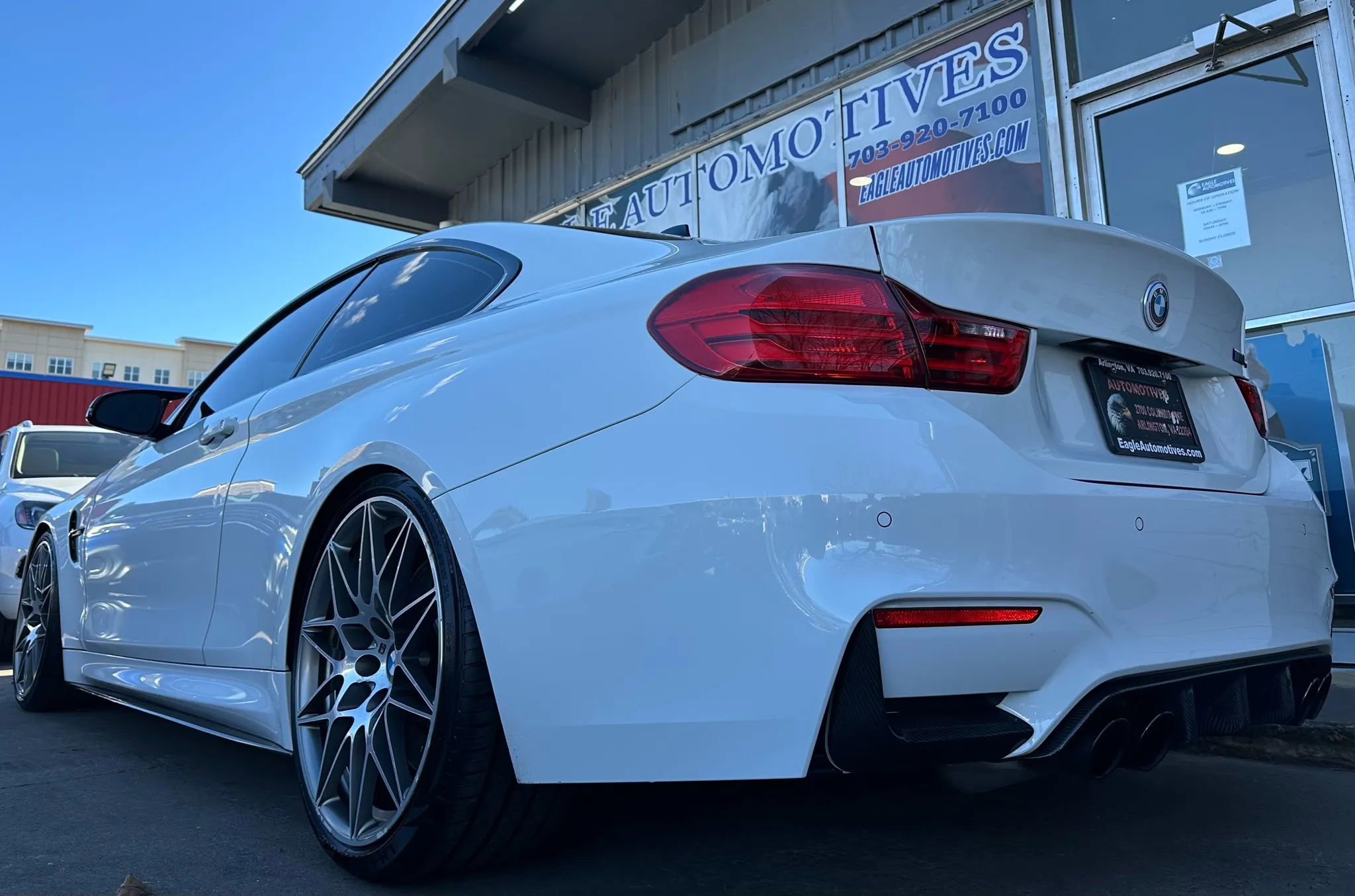 Used 2017 BMW M4 Coupe image 5