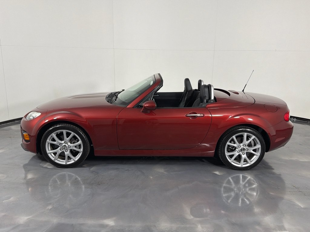 Used 2013 MAZDA MX-5 Miata Grand Touring RWD image 8