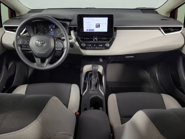 Used 2025 Toyota Corolla LE w/ LE Premium Package FWD image 25