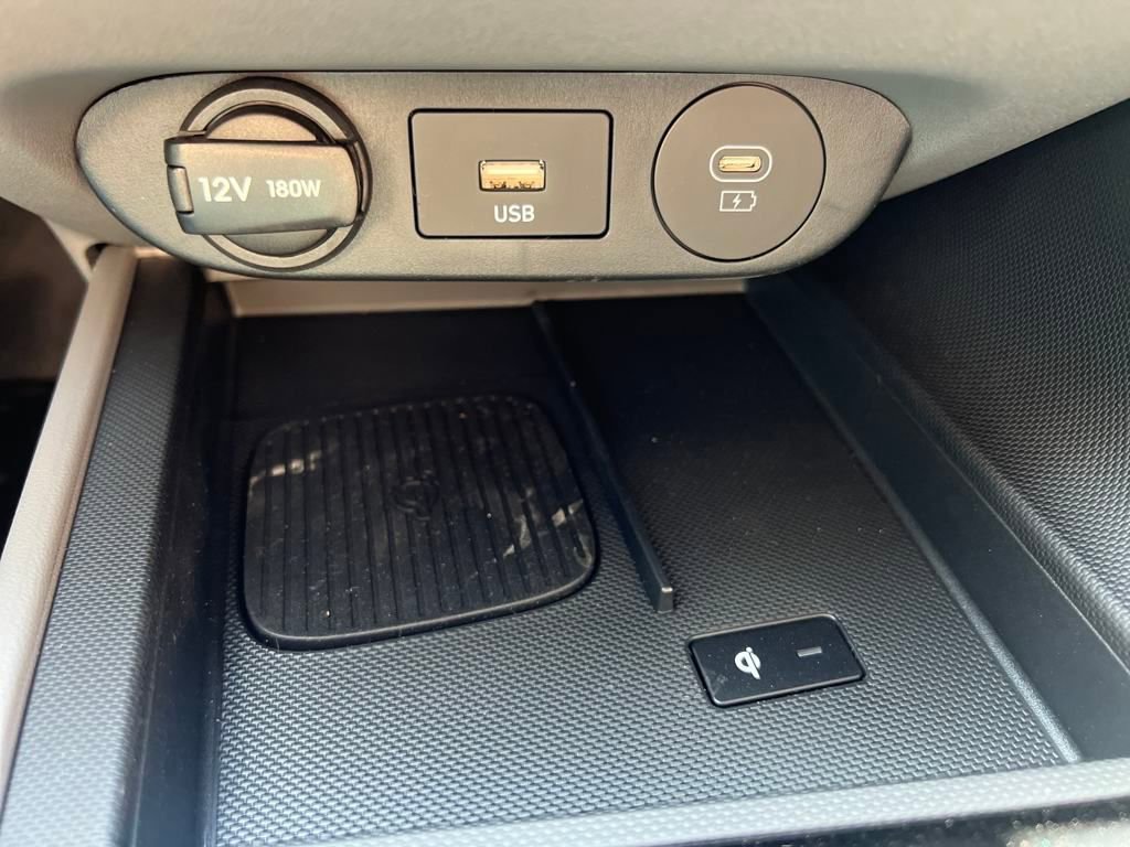 Used 2025 Hyundai Elantra Sport image 19