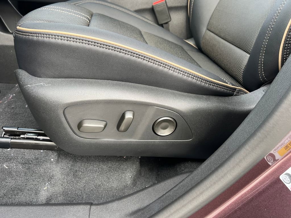 New 2026 Chevrolet Traverse High Country w/ LPO, Floor Liner Package image 37