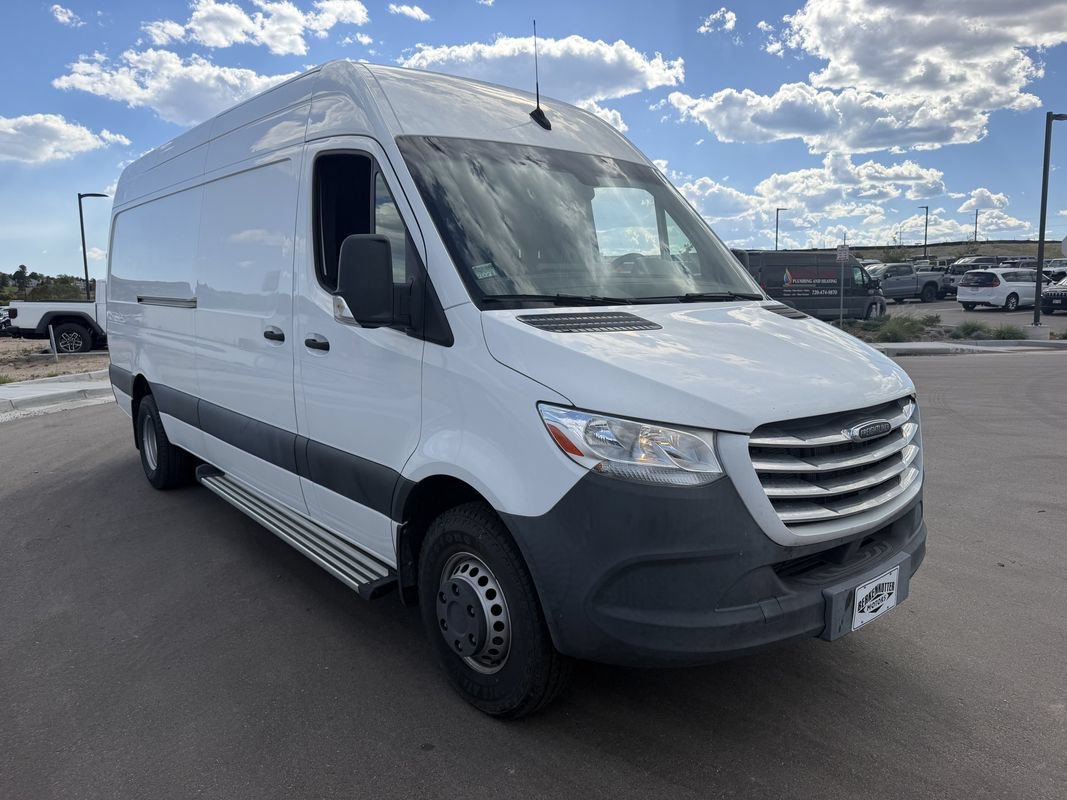 Used 2019 Freightliner Sprinter 170 Cargo RWD image 1