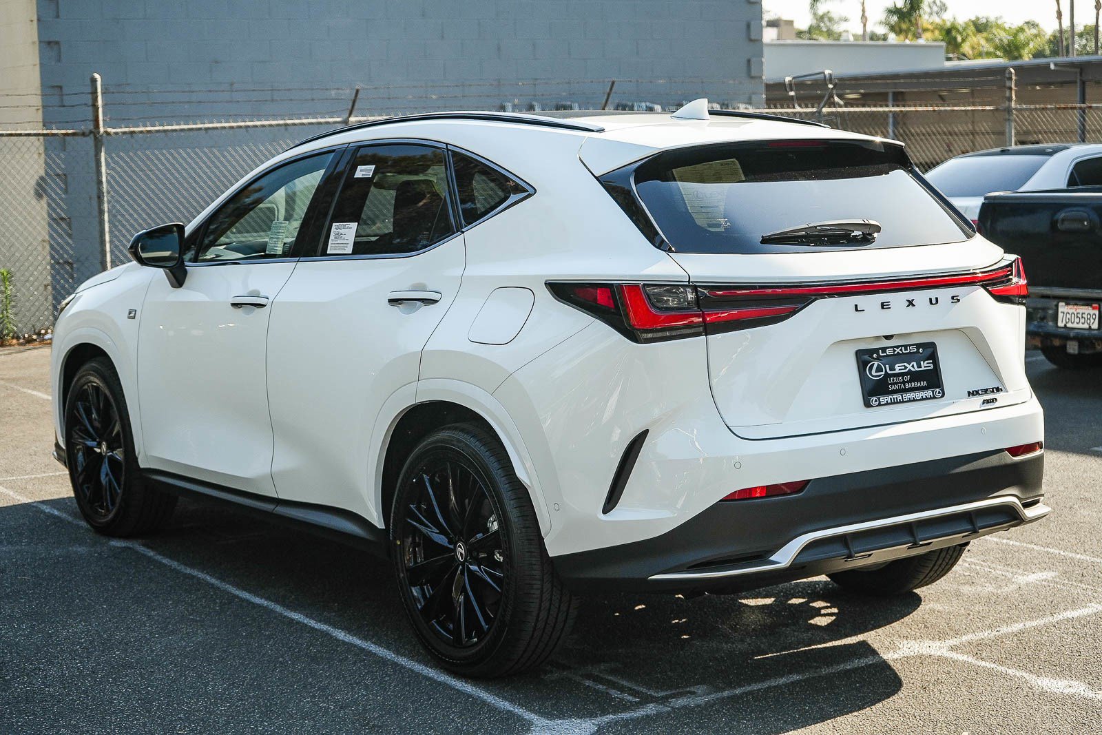 New 2026 Lexus NX 350h F Sport AWD/4WD image 4