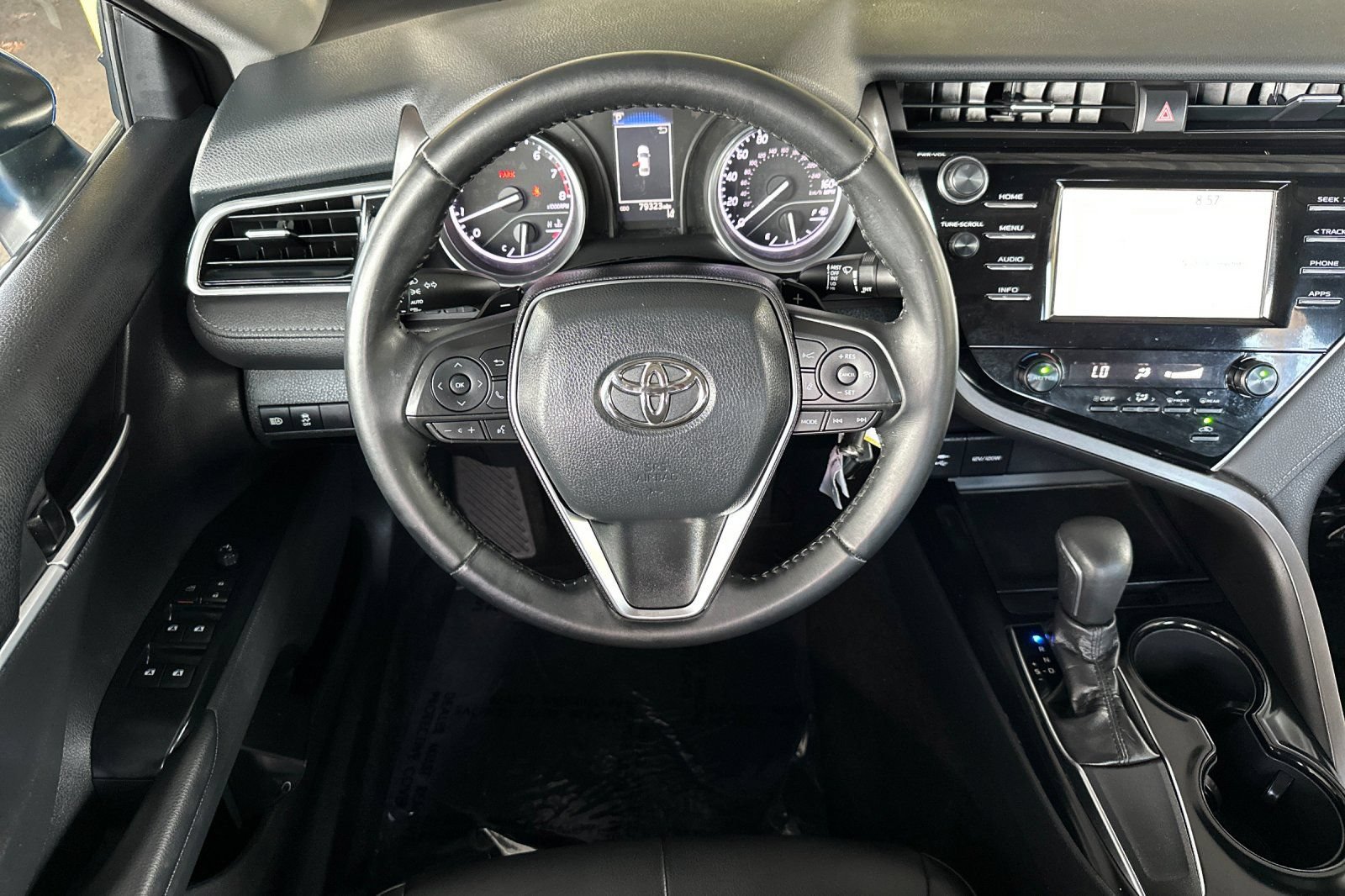 Used 2018 Toyota Camry SE FWD image 15