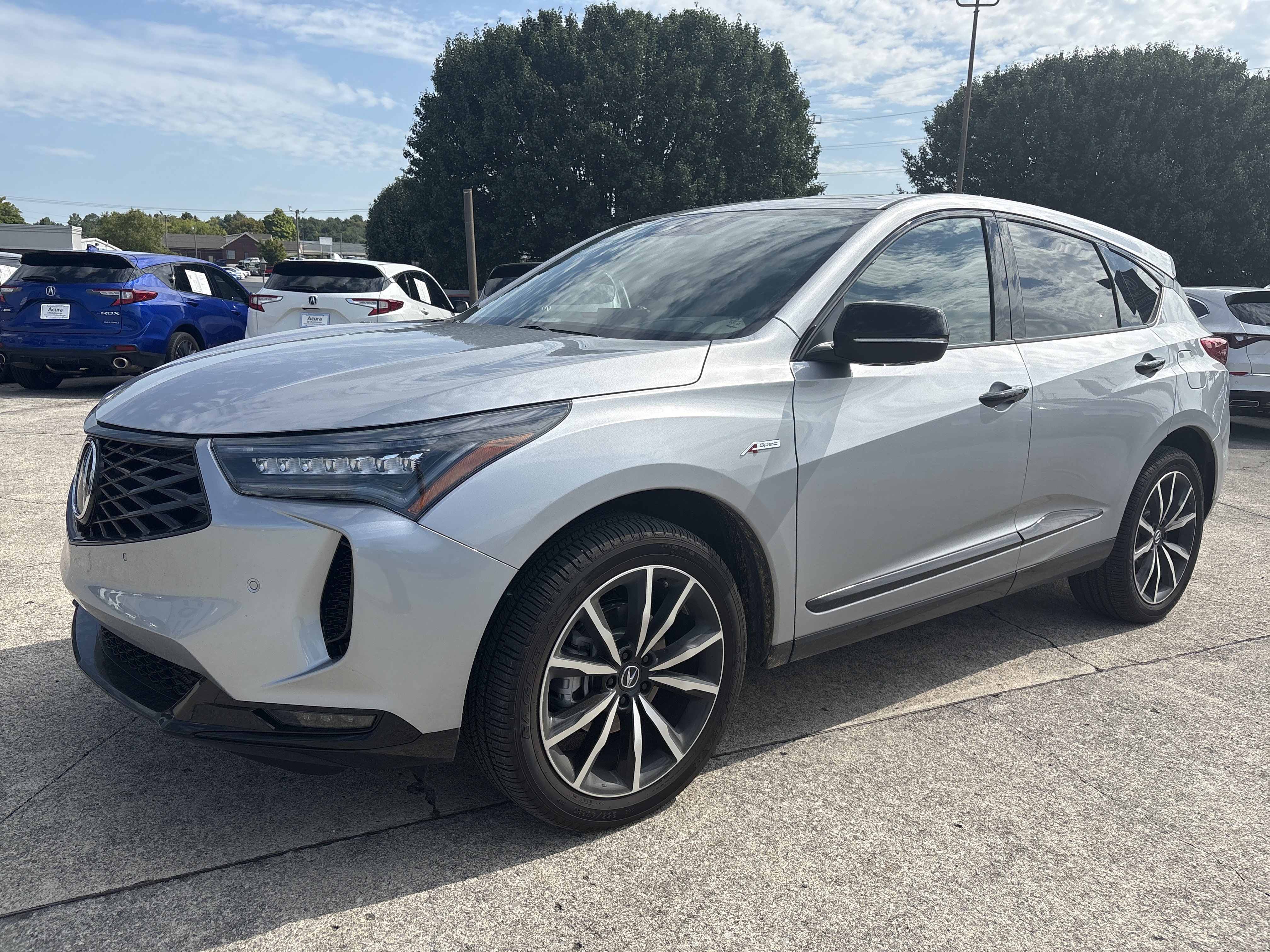 Used 2026 Acura RDX w/ Advance Package AWD/4WD image 4