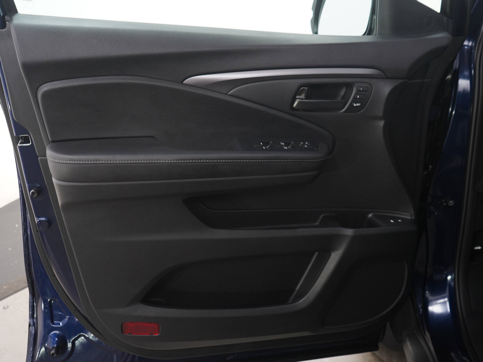Used 2023 Honda Passport EX-L image 20