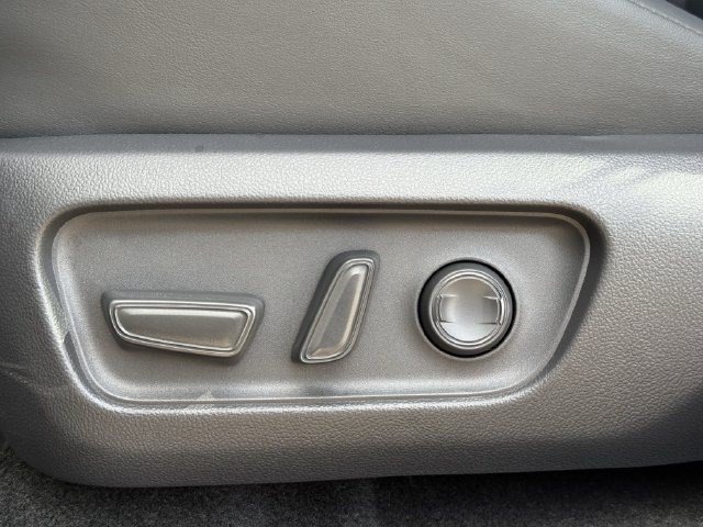 New 2026 Toyota RAV4 XSE AWD/4WD image 31