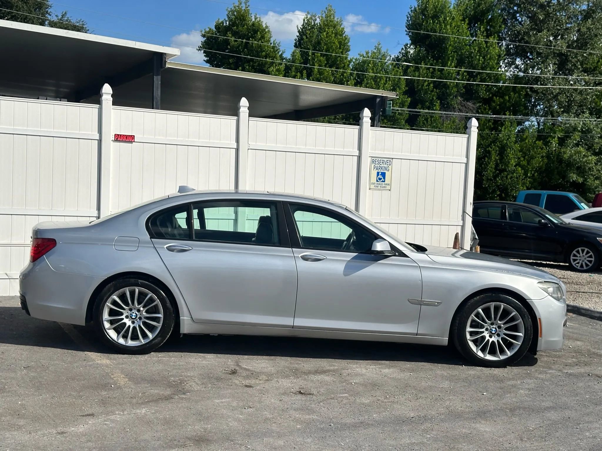 Used 2012 BMW 750Li image 5