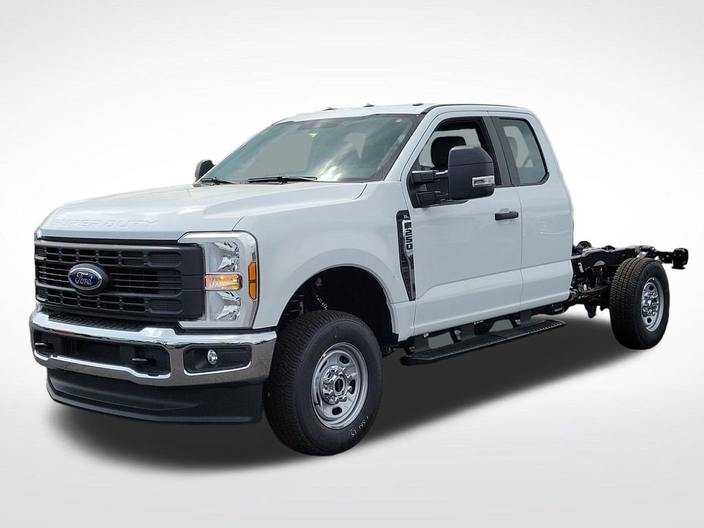 New 2026 Ford F250 XL AWD/4WD image 3