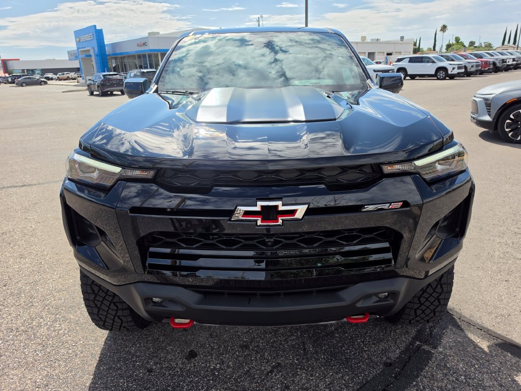 New 2026 Chevrolet Colorado ZR2 w/ Technology Package AWD/4WD image 8