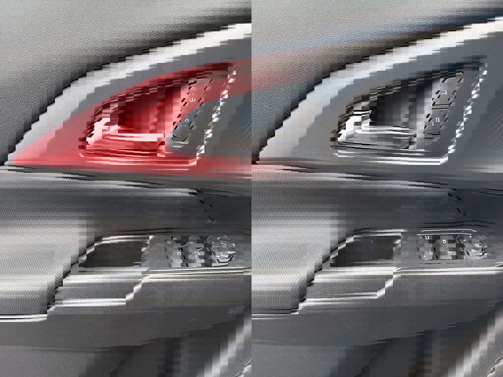 New 2026 Chevrolet Equinox EV RS image 11