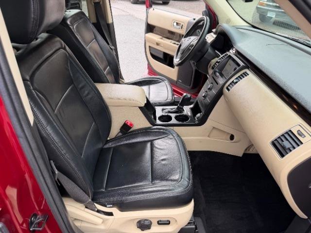 Used 2019 Ford Flex SEL image 40