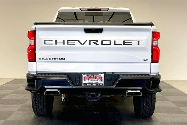Used 2022 Chevrolet Silverado 1500 LT Trail Boss w/ Convenience Package II image 3