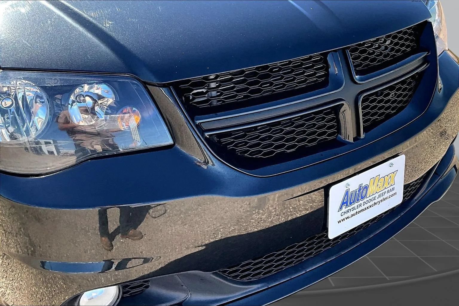 Used 2018 Dodge Grand Caravan GT FWD image 30