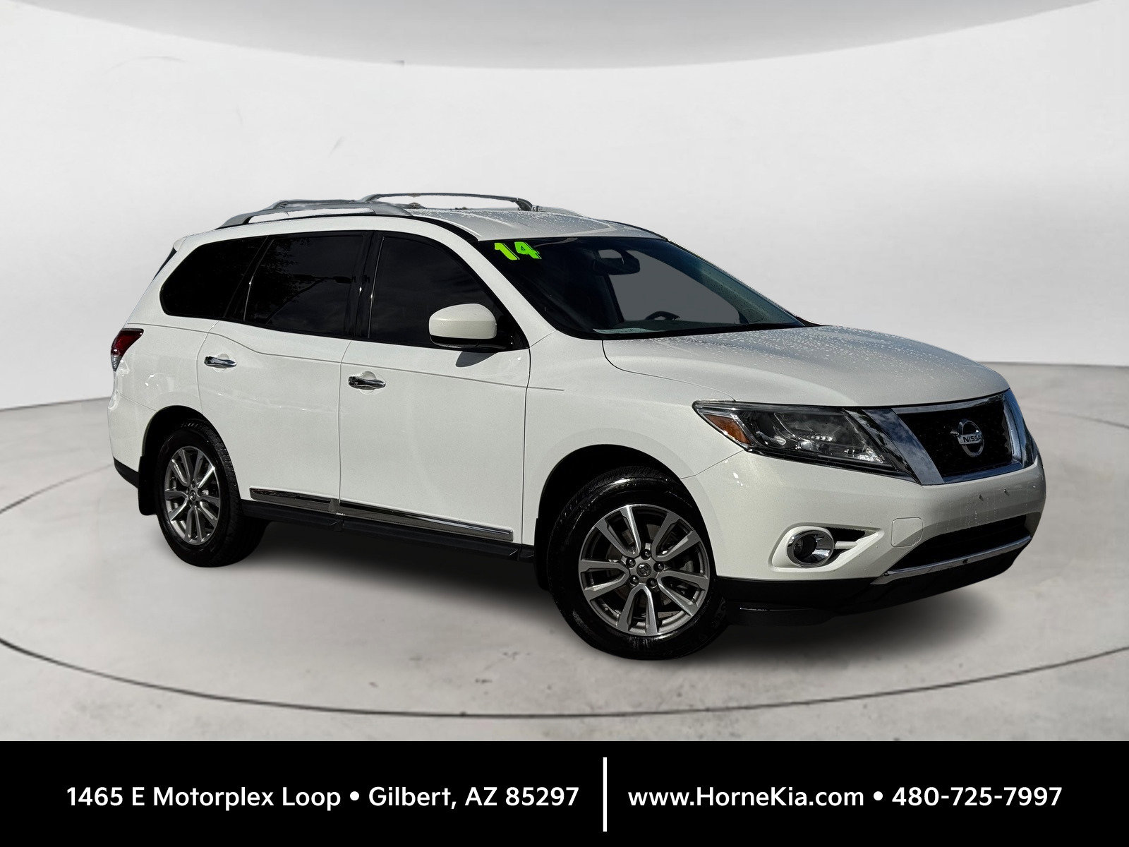 Used 2014 Nissan Pathfinder SL w/ SL Tech Package image 1
