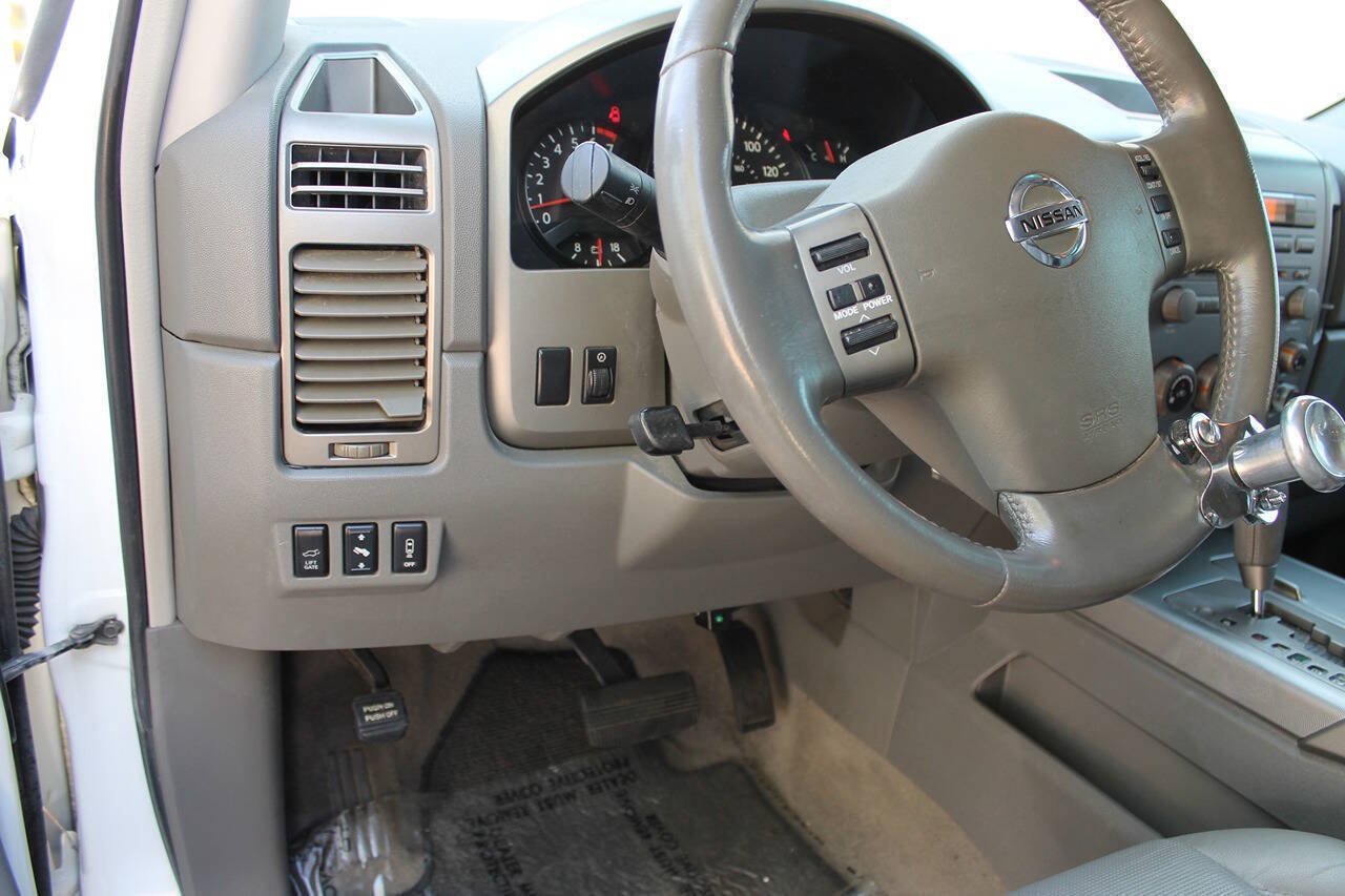 Used 2005 Nissan Armada SE w/ (S01) Journey Pkg (SE) AWD/4WD image 23
