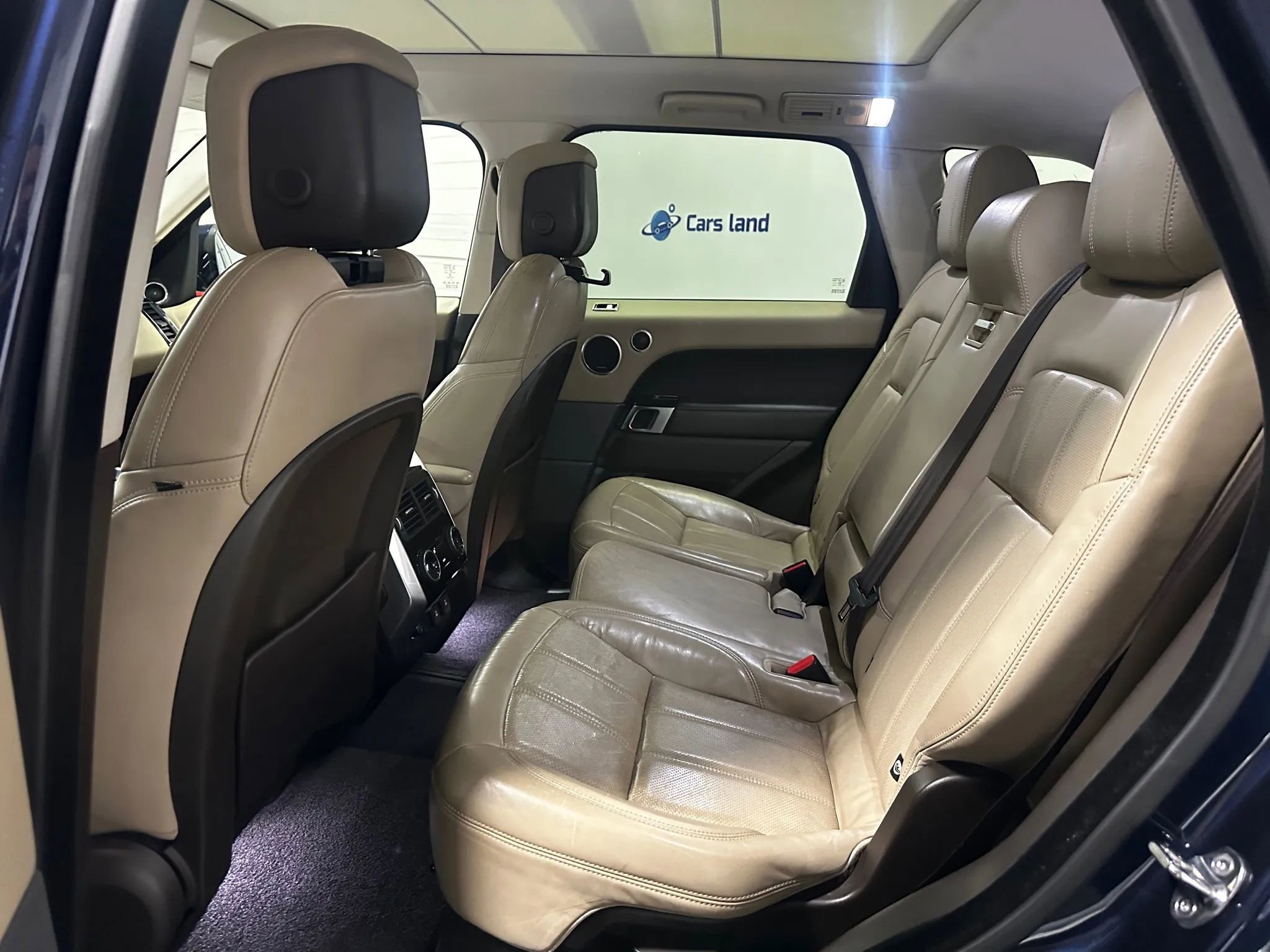 Used 2019 Land Rover Range Rover Sport HSE image 14