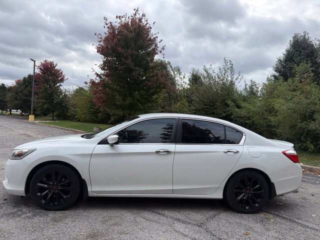 Used 2013 Honda Accord Sport image 8