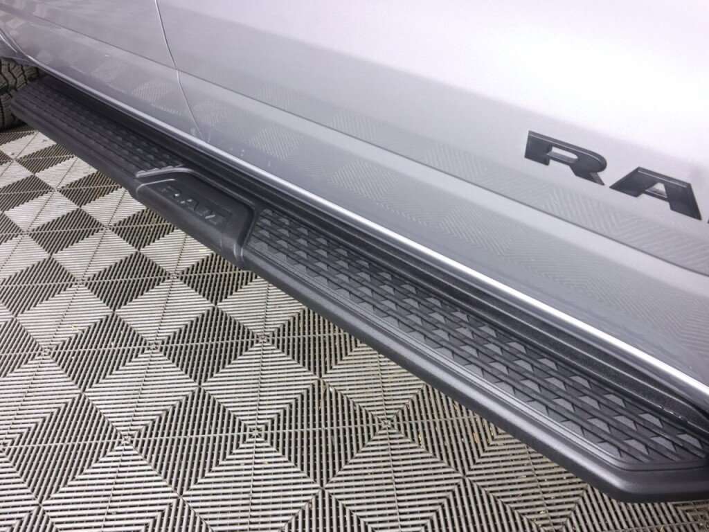 Used 2024 RAM 1500 Big Horn image 44