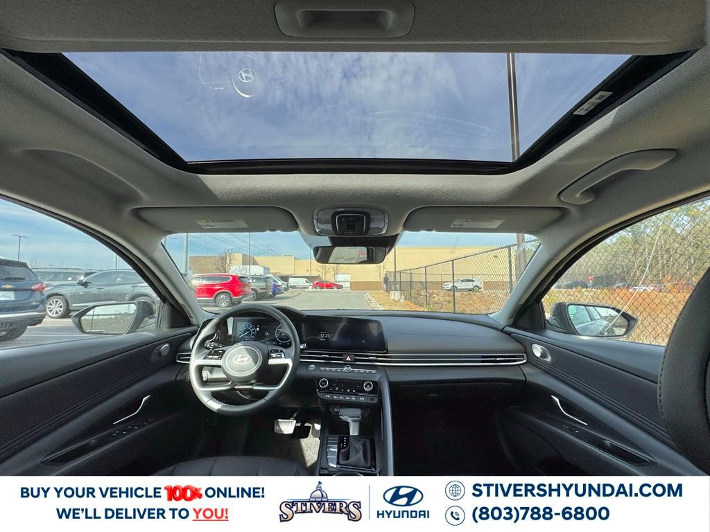 New 2026 Hyundai Elantra Limited image 4