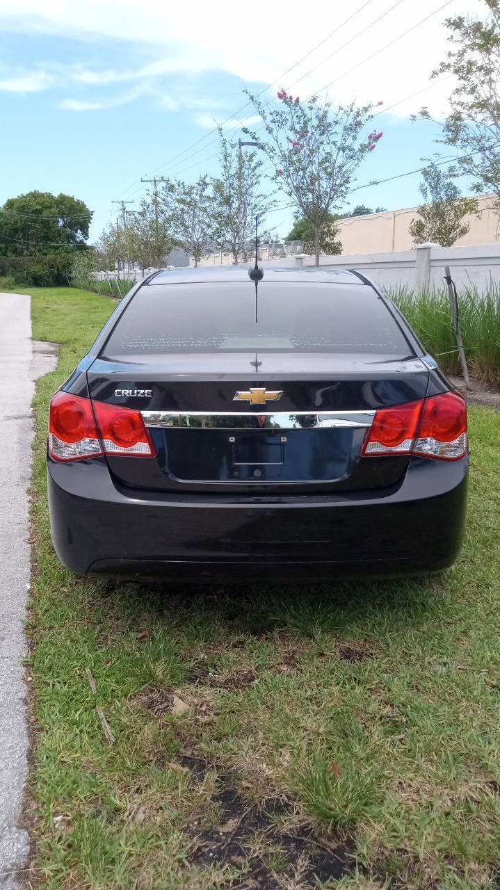 Used 2016 Chevrolet Cruze LS image 7