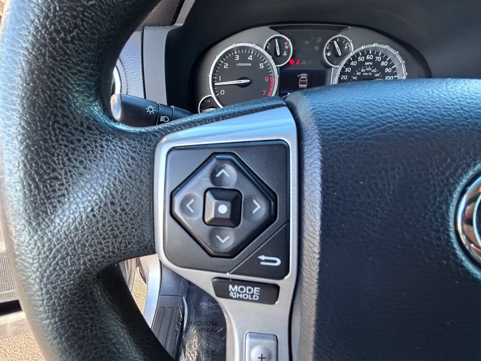 Used 2015 Toyota Tundra SR5 w/ SR5 Upgrade Package RWD image 24