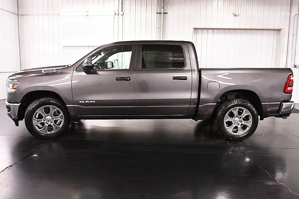 Used 2023 RAM 1500 Big Horn AWD/4WD image 4