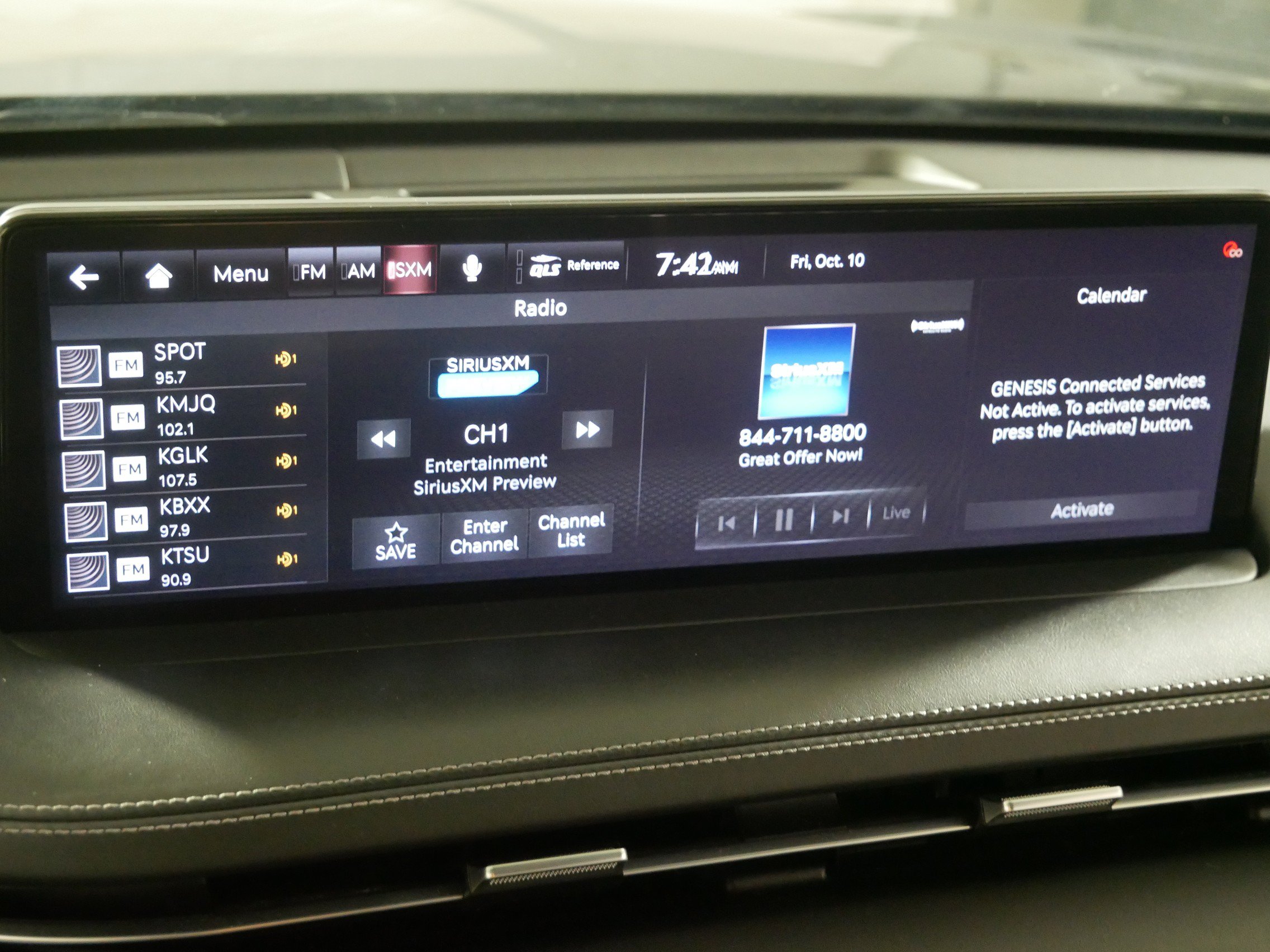 Used 2022 Genesis GV70 3.5T Sport w/ Sport Advanced Package AWD/4WD image 22