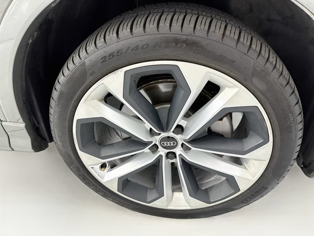Used 2021 Audi Q3 2.0T Premium w/ Convenience Package AWD/4WD image 30