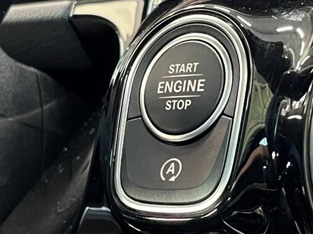 New 2025 Mercedes-Benz GLA 35 AMG 4MATIC image 25