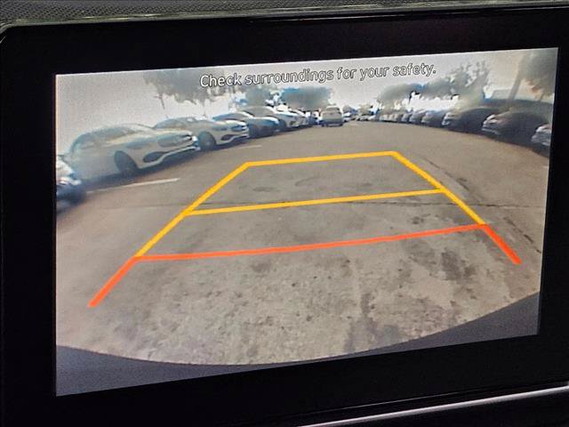Used 2021 Hyundai Venue SE FWD image 13