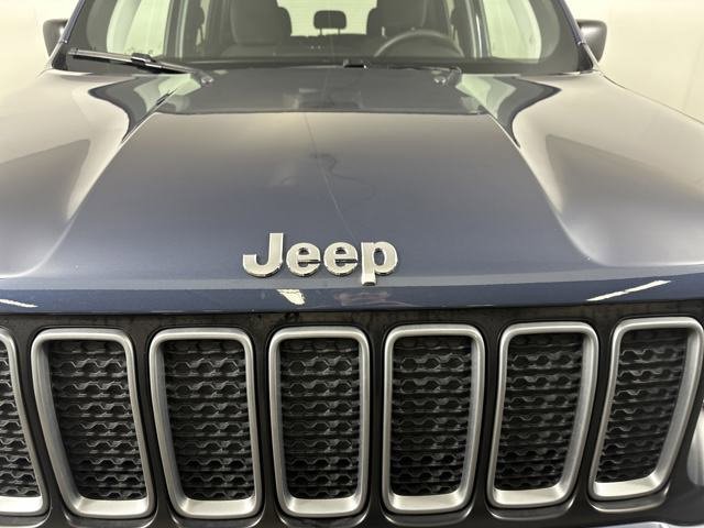 Used 2022 Jeep Renegade Latitude image 32