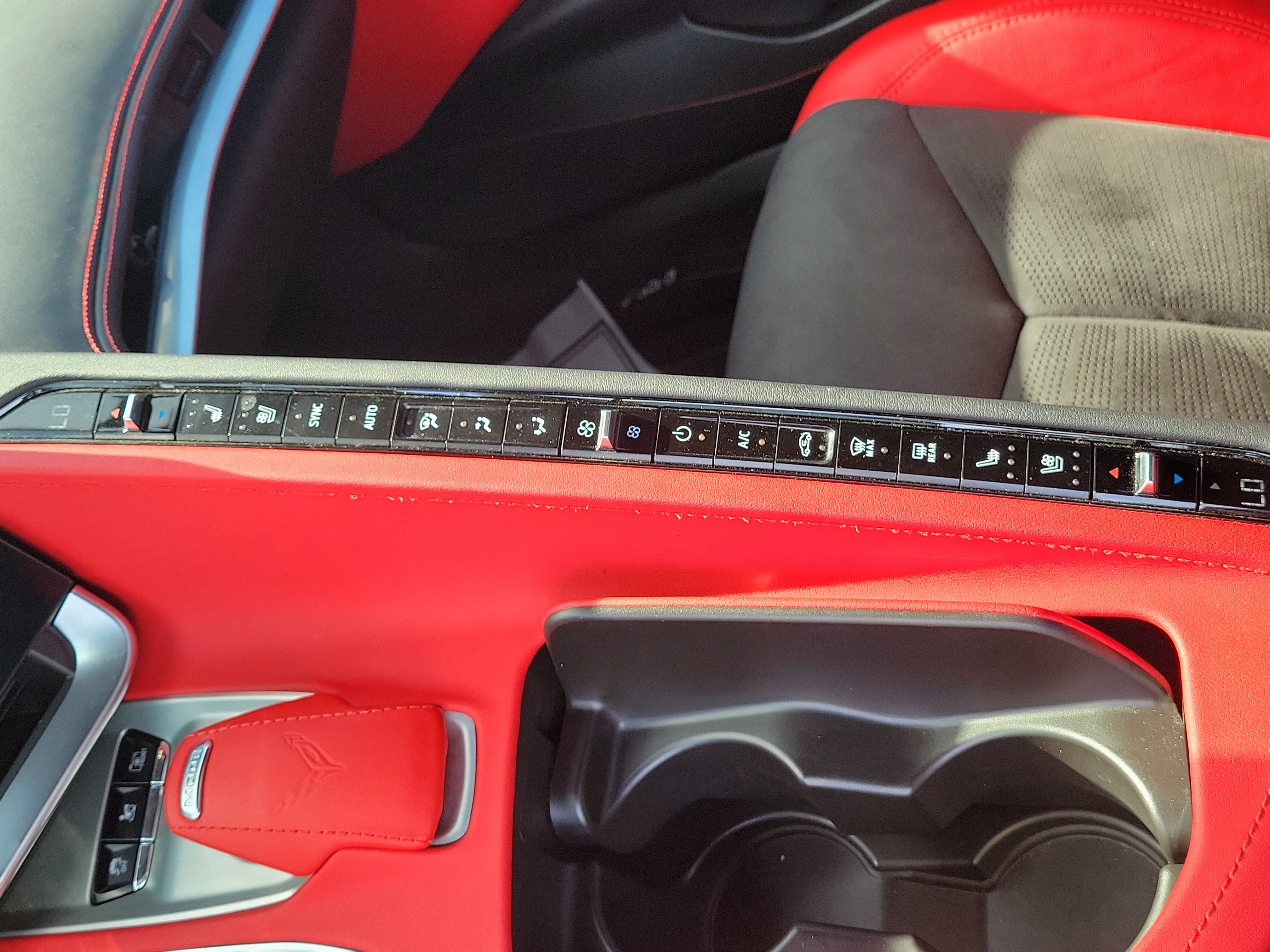 Used 2025 Chevrolet Corvette Z06 RWD image 24