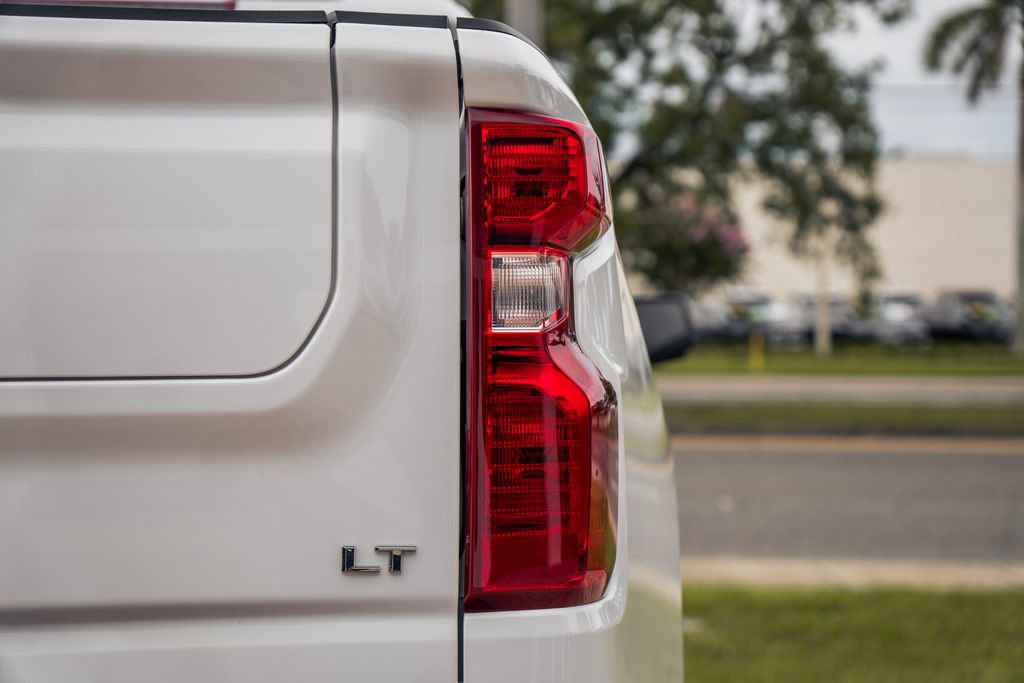 Used 2025 Chevrolet Silverado 1500 LT AWD/4WD image 12
