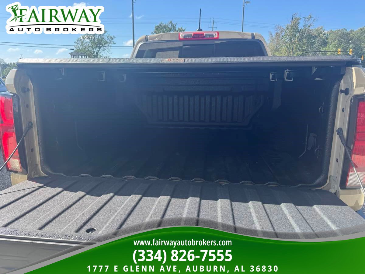 Used 2023 Chevrolet Colorado Z71 AWD/4WD image 29