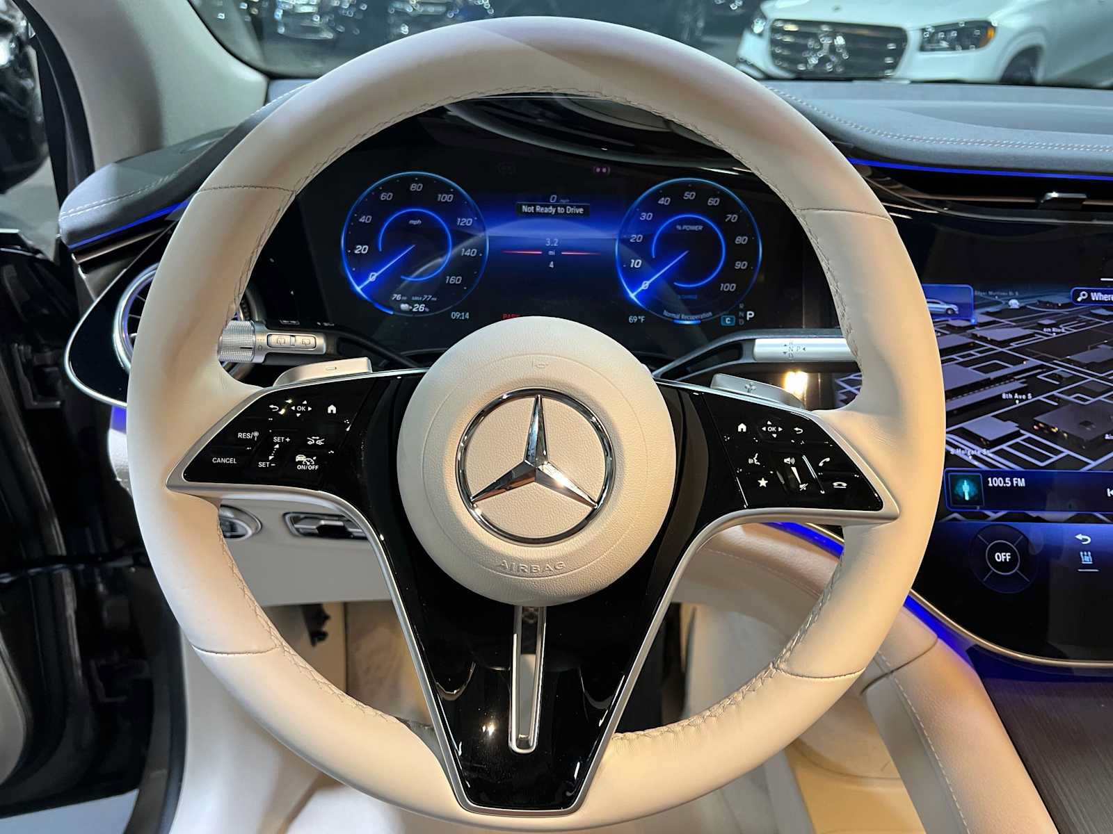 New 2026 Mercedes-Benz EQS 400 4MATIC SUV image 28