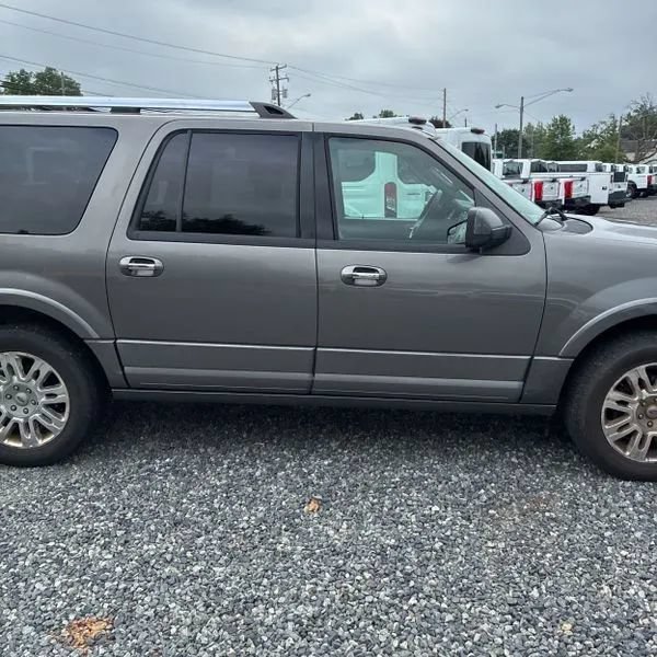 Used 2014 Ford Expedition EL Limited w/ Equipment Group 301A AWD/4WD image 11