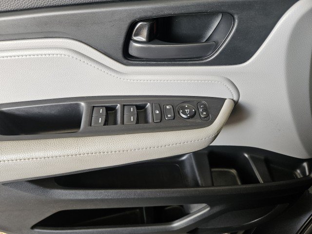 Used 2018 Honda Odyssey EX image 31