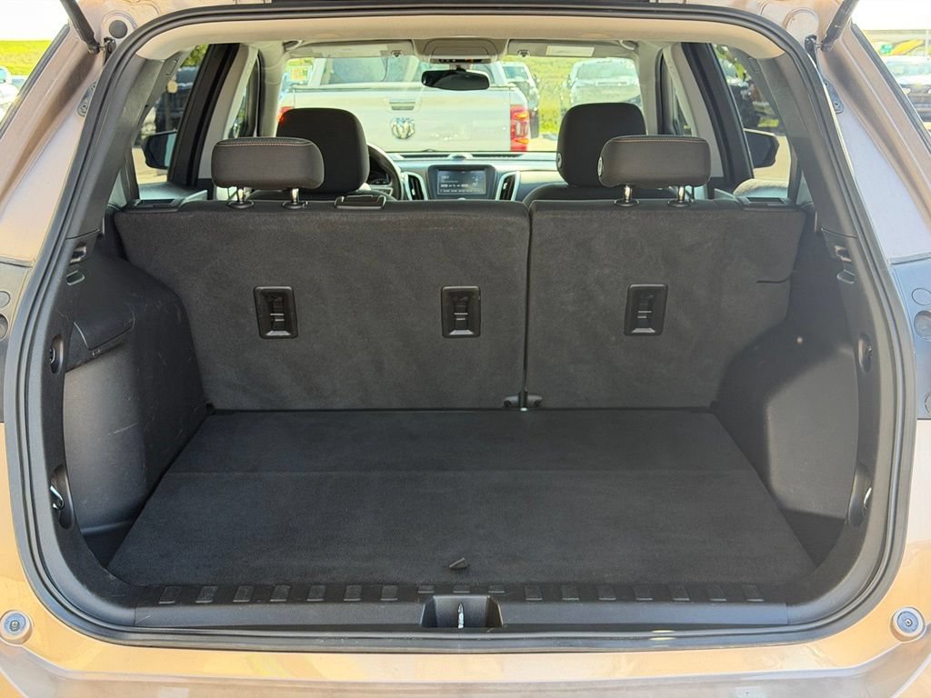 Used 2018 Chevrolet Equinox LT FWD image 9