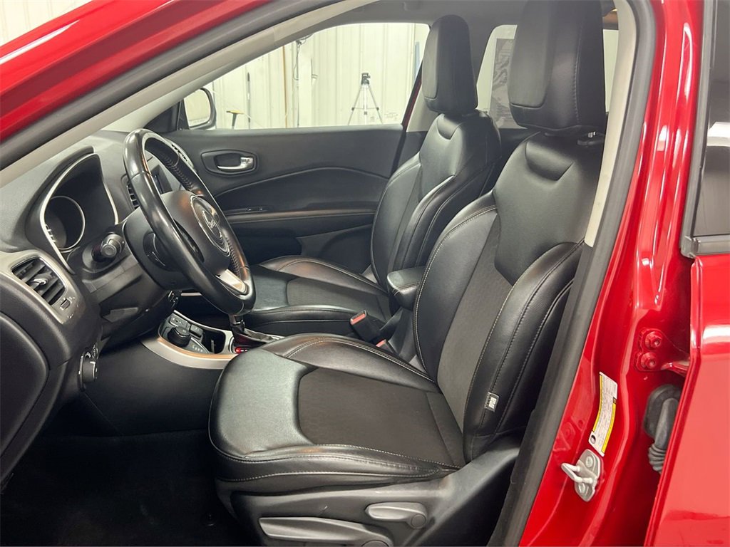 Used 2020 Jeep Compass Latitude image 18