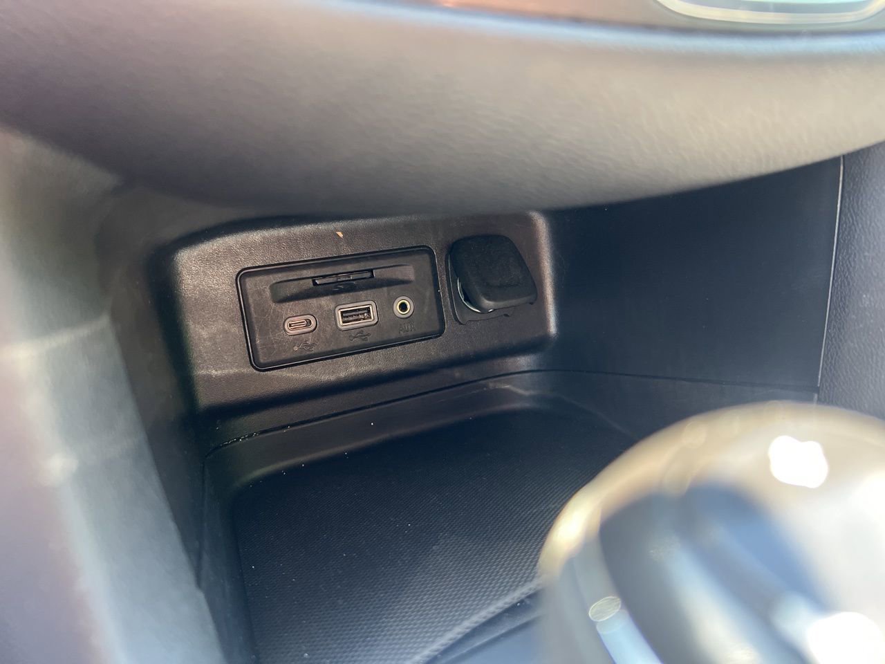 Used 2020 Chevrolet Equinox LT image 31