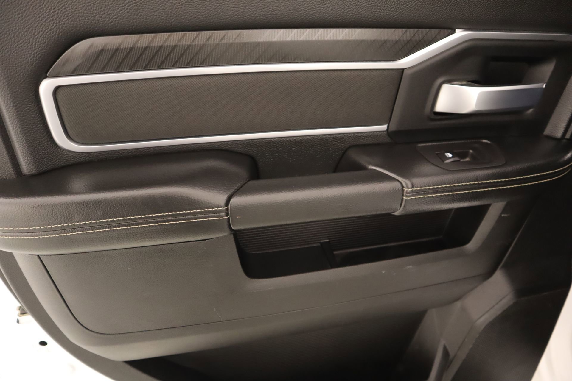 Used 2025 RAM 2500 Big Horn image 16