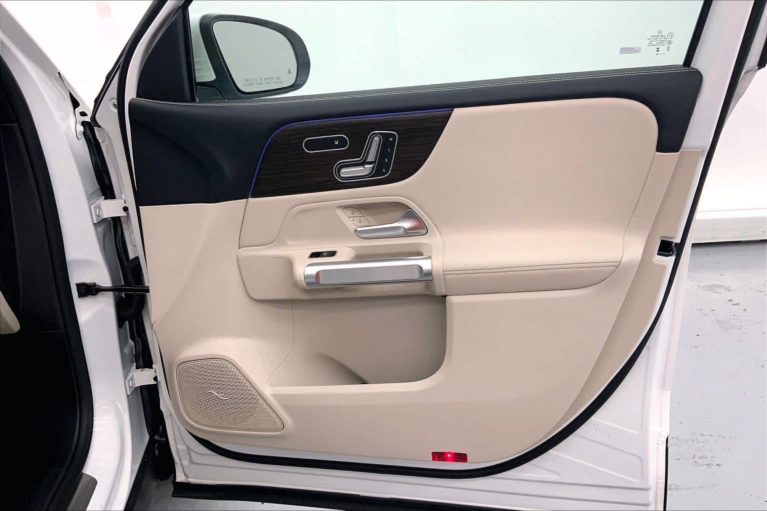 New 2026 Mercedes-Benz GLB 250 image 11